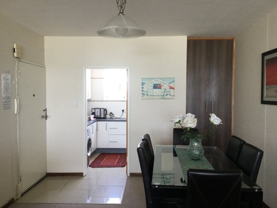 To Let 2 Bedroom Property for Rent in Summerstrand Eastern Cape